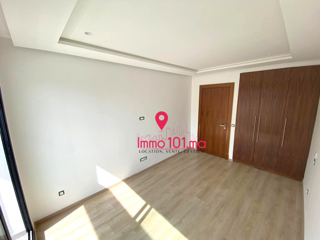 Location appartement à Hay Riad AGLAV2556
